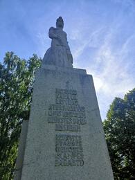 Monument to the sons of Dzukste and Slampe congregations
