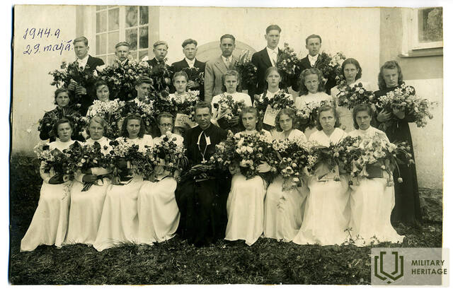 1944PēdiesvZvārdesBazn.jpg