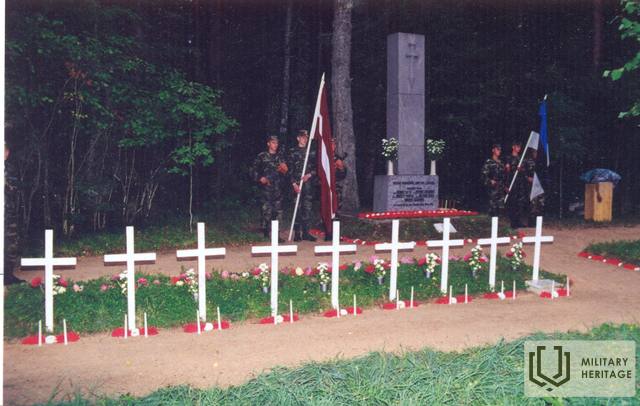 Piemi8asbrîdisKarvasBrâdukapos1997gada12septe.jpg