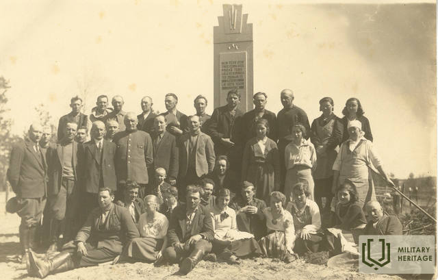 Annaspagastakaravīriem_mezadienas_1935_pavasa.jpg