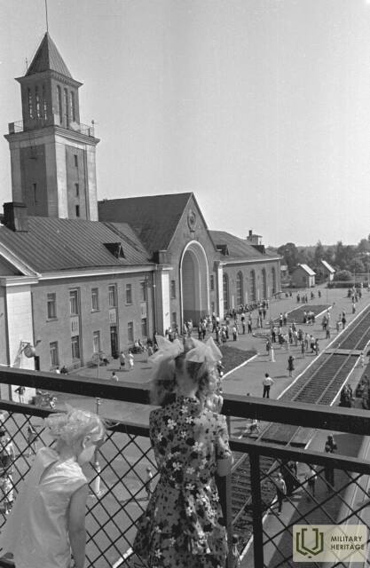 ERMFk2644_12242_1.jpg