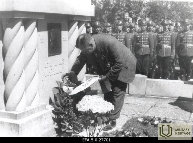Kuperjanov_Fotonr2.jpg