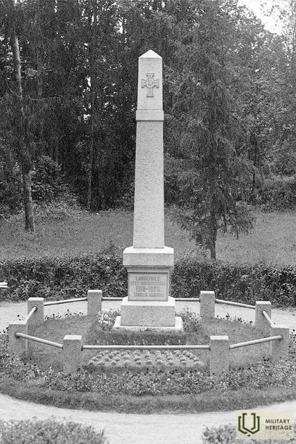 ERMFk2813_643_1.jpg