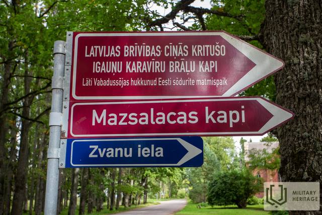 MazslacaskapiEEbojagajusiem_GitaM_M13.jpg