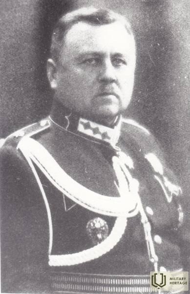 01_generalis_DambitisRoberts_L.jpg