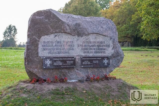 08PiemineklisVilandesskolniekurotaskaraviriem_G.jpg