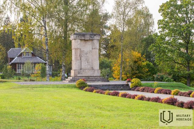 11JaunpiebalgaK_Zalespiemineklis_GitaM_M15.jpg