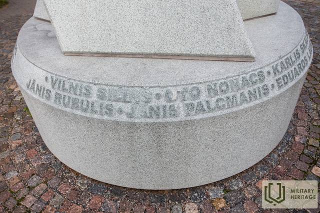 04MonumentsValka_GitaM_M1.jpg