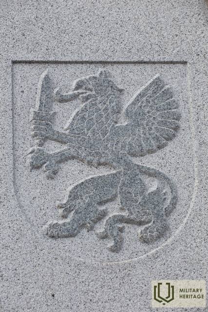 MonumentsValka_GitaM_M10.jpg