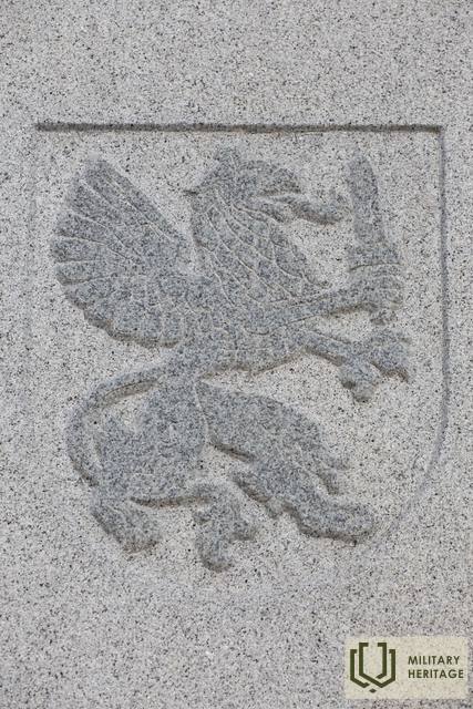 MonumentsValka_GitaM_M9.jpg