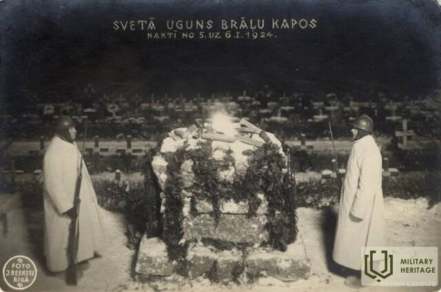 462GodasardzepieMūžīgāsugunsRīgasBrāļukapos20.jpg