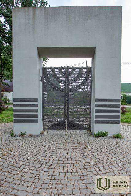 PreiliHolokaustaupurupiemineklis_GitaM_L2.jpg