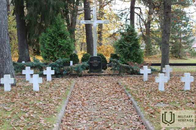 4-Aknīstes-kapi_2.jpg