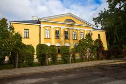 Endise Jelgava 2. keskkooli hoone tänapäeval. Foto: A. Barševskis