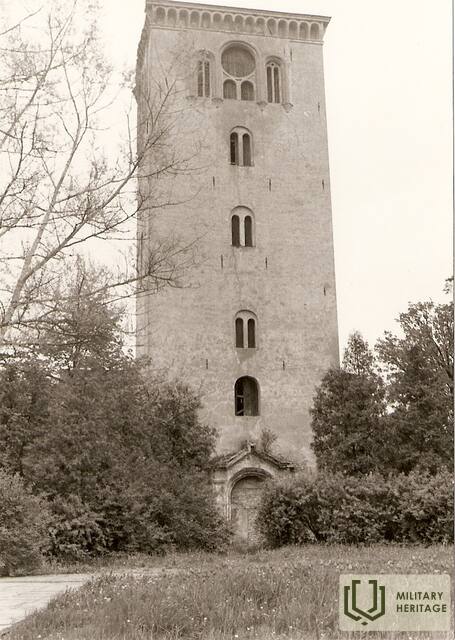Jelgavas-Sv-Trīsvienības-baznīca_20-gs-80-to-gadu-foto-.jpg