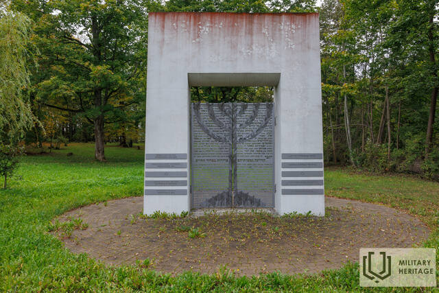 holokausta_upuru_memorials_preilos2.jpg