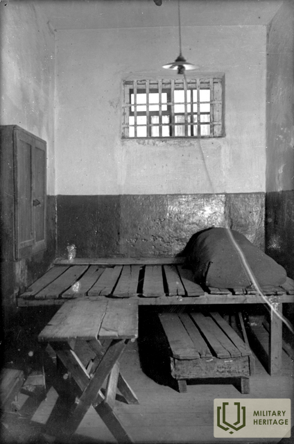 A--Telšių-kalėjimo-11-kamera--kurioje-kalėjo-politiniai-kaliniai--1941-m-.tif