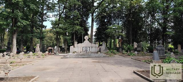 Žuvusių-Lietuvos-savanorių-kapai-Panevėžyje4.jpg