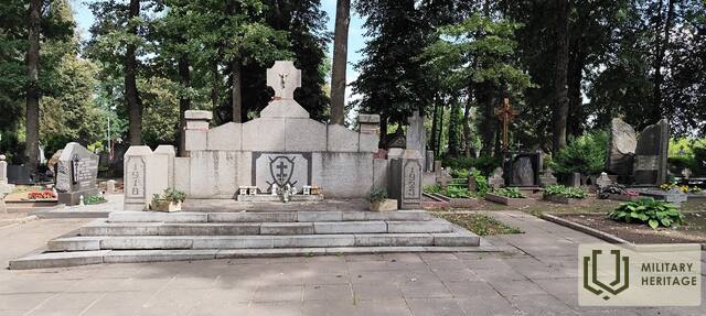 Žuvusių-Lietuvos-savanorių-kapai-Panevėžyje6.jpg