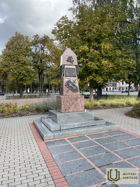Paminklas-Kretingoje4.jpeg
