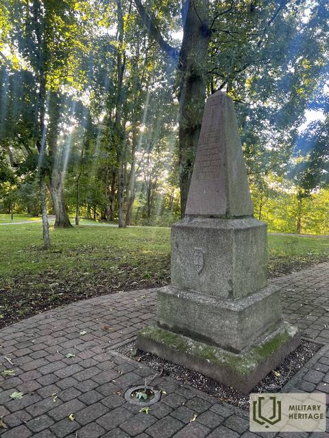 Paminklas-Salantuose2.jpg