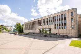 Riia Kongressikeskuse hoone. 2025. Läti Teataja