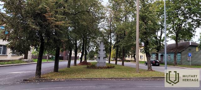 Paminklas-Broniui-Liesiui-Nakčiai-atminti3.jpg