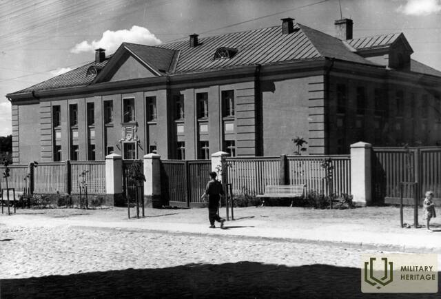 padomjutukumstmnm4445-1krievuvidusskola.jpg