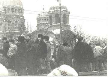 From the left: standing – unknown stranger, Gints Rullis, unknown, Aldis Priedītis, Jānis Zītiņš, Aldis Apsītis, Leons Zirnis, Normunds Kalniņš. In the bottom corner – the first Aivis Lazdiņš. Source: Vaidava parish local history permanent exhibition
