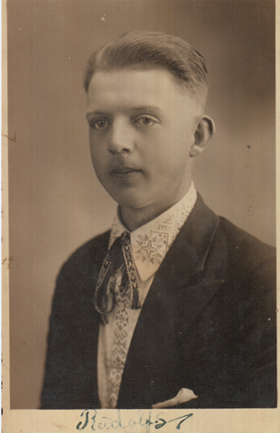 StrazdiņšRūdolfs30-tiegadiZilaisbrīnums.png